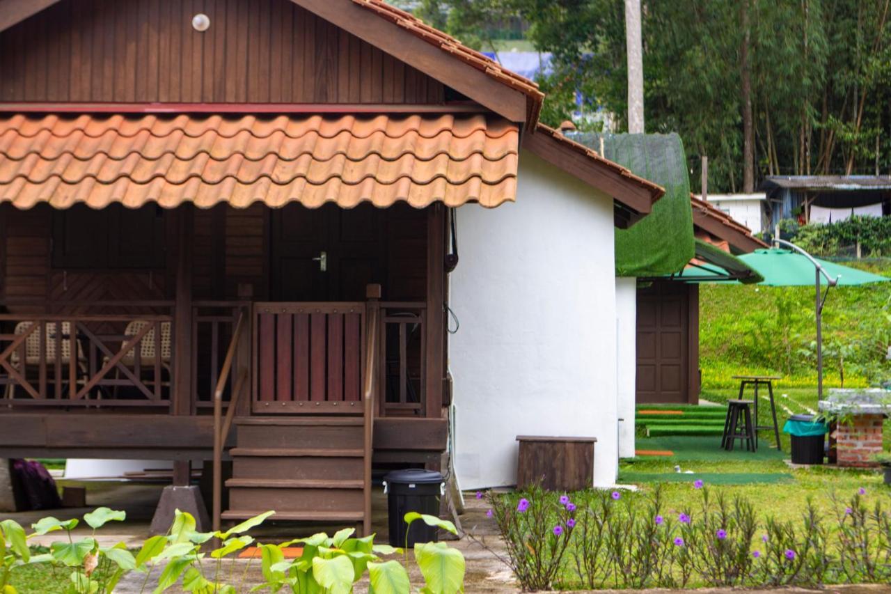 Genting Greenwoods Tiny Houses & Events Hall Genting Highlands Exterior foto